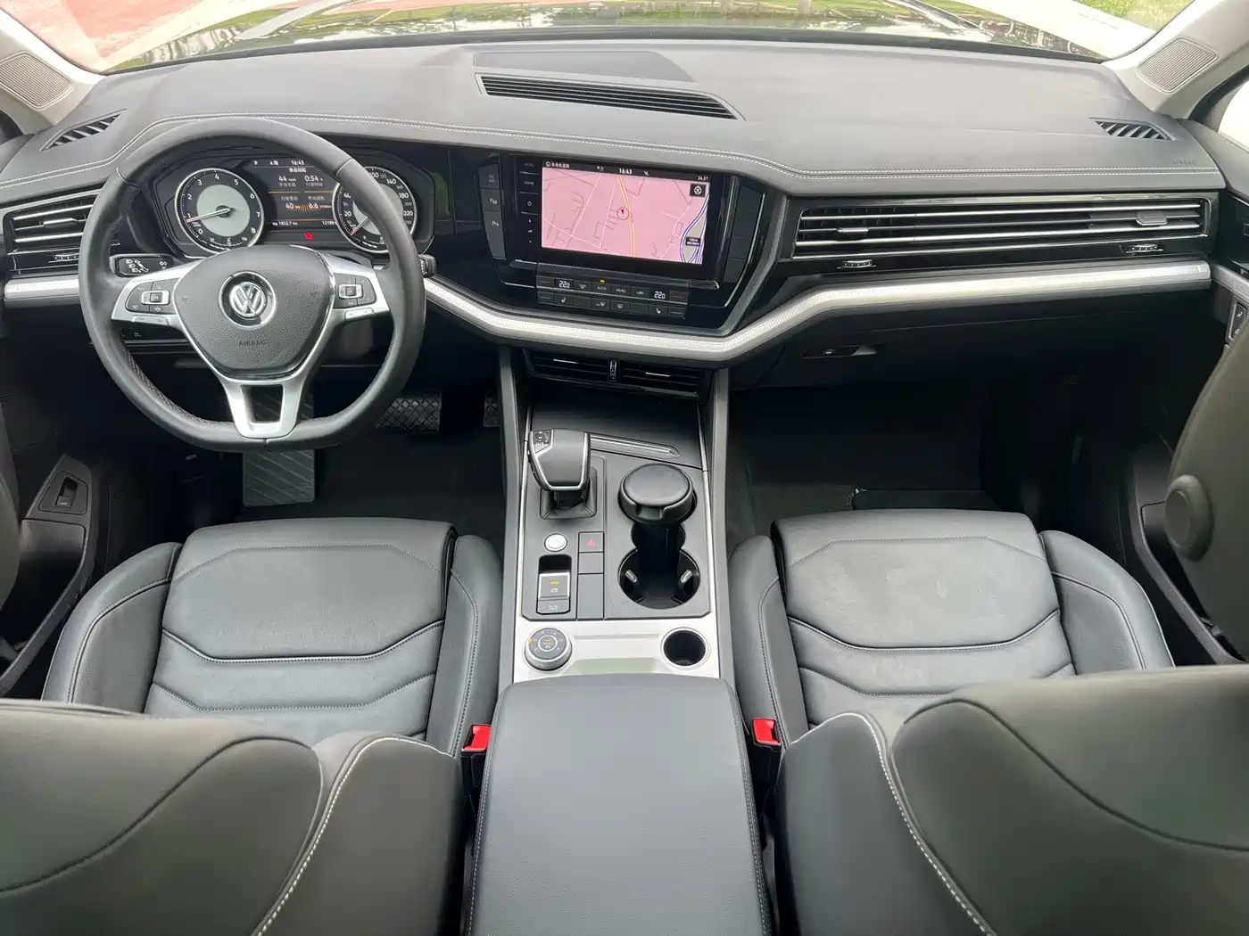 Volkswagen Touareg 2019 2.0TSI Pilot Edition China VI фото 11