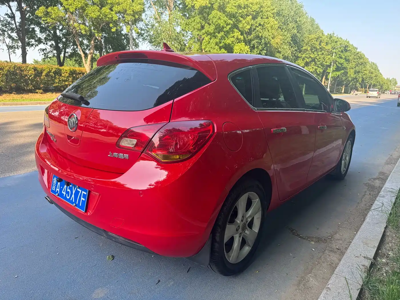 Buick Excelle 2010 XT 1.6T Fashion Sport Edition фото 4