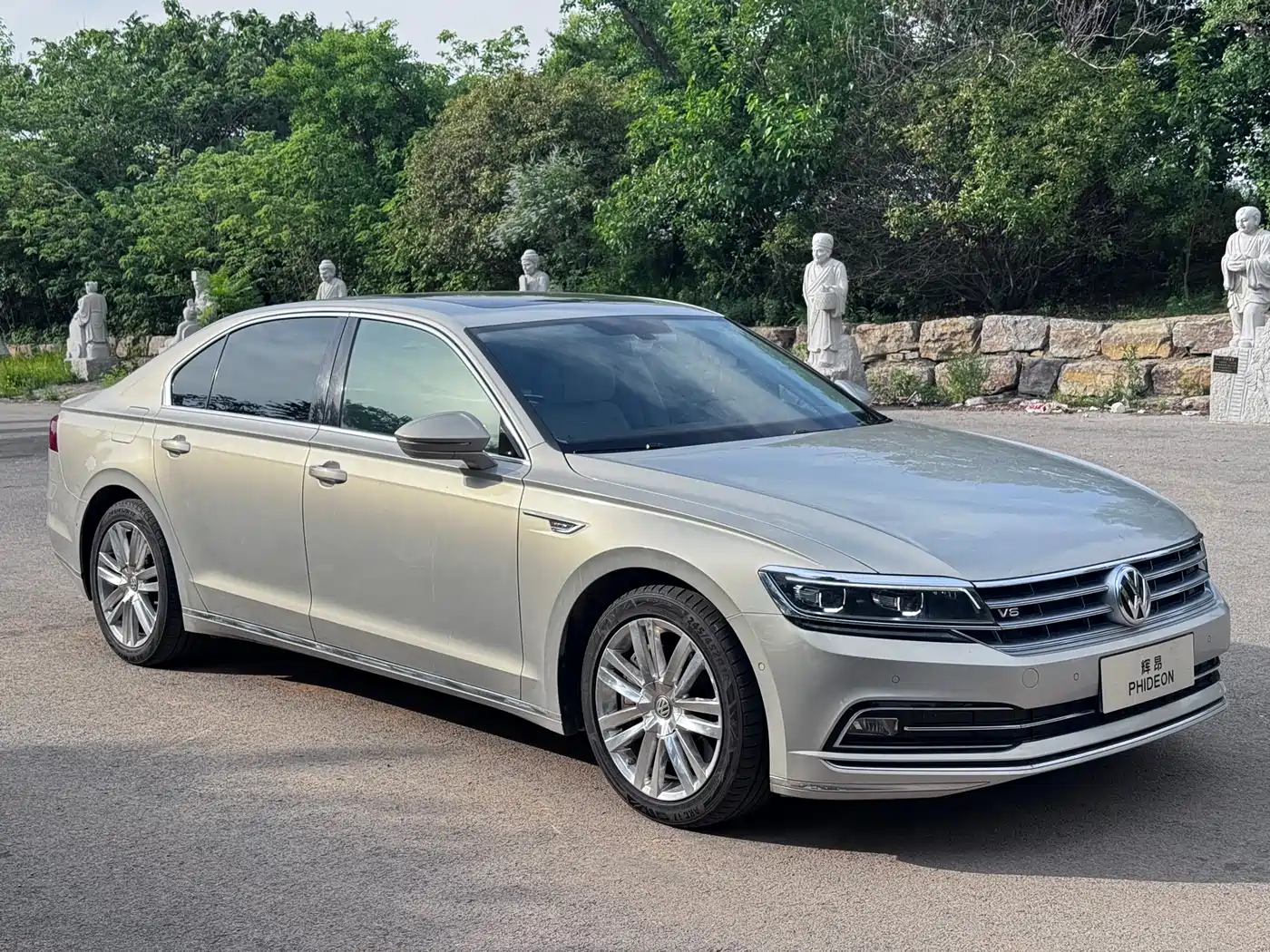 Volkswagen Phideon 2018 Facelift 480 V6 AWD Flagship