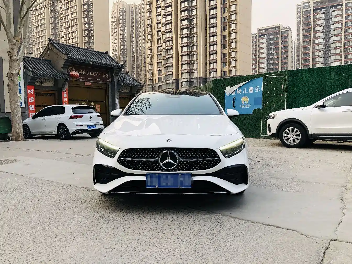 Mercedes-Benz A-Class 2024 A 200 L Fashion Edition фото 2