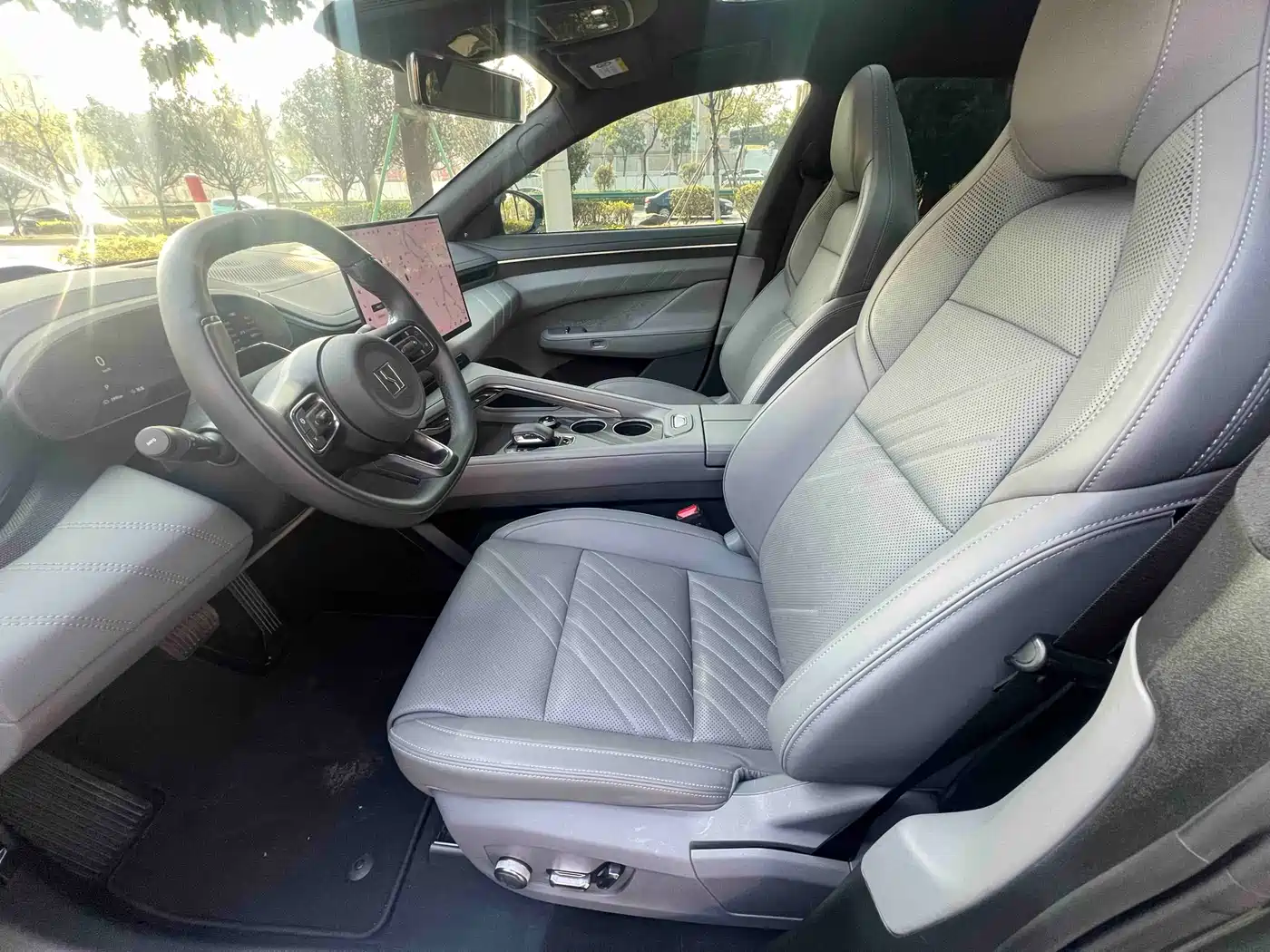 ZEEKR EXTREME KRYPTON 001