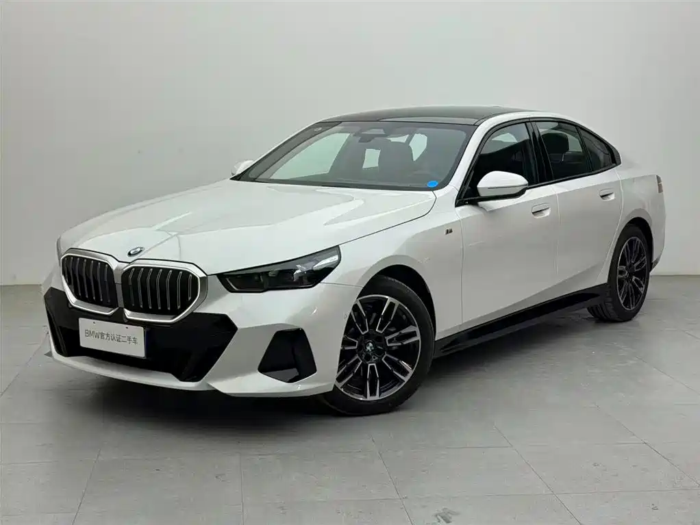BMW 5 Series (Import) 2024 Model 525i M Sport Package