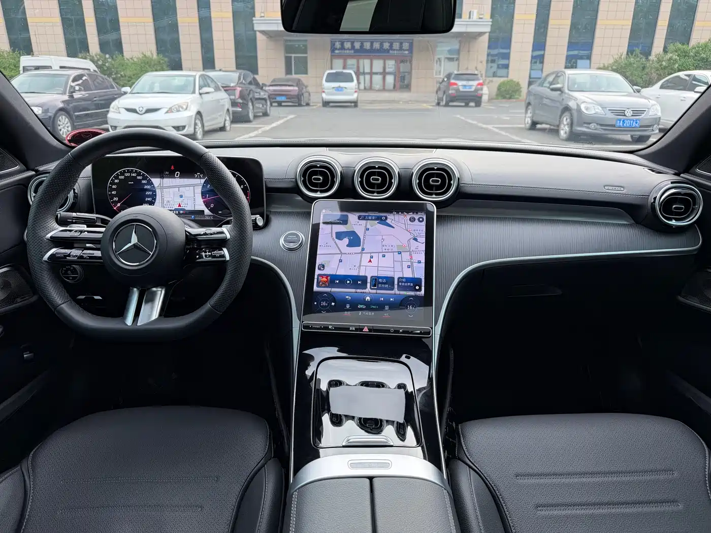 Mercedes-Benz C-Class 2024 Facelift C 260 L Moonlight Sport фото 14