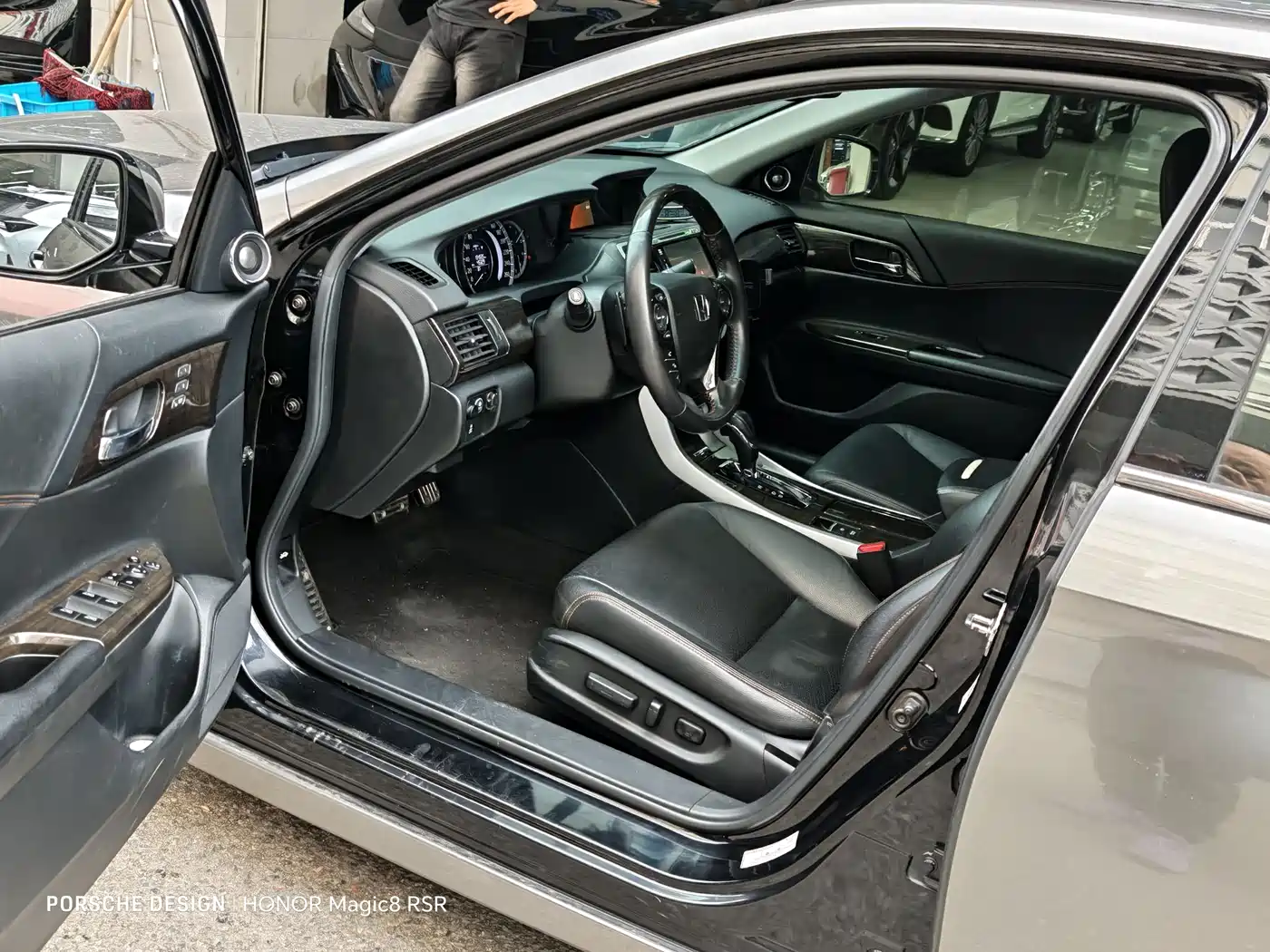 Honda Accord 2015 3.0L VTI Premium фото 2