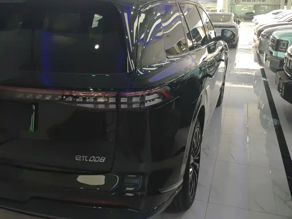 Фото 8 - Dongfeng Yipai eπ008