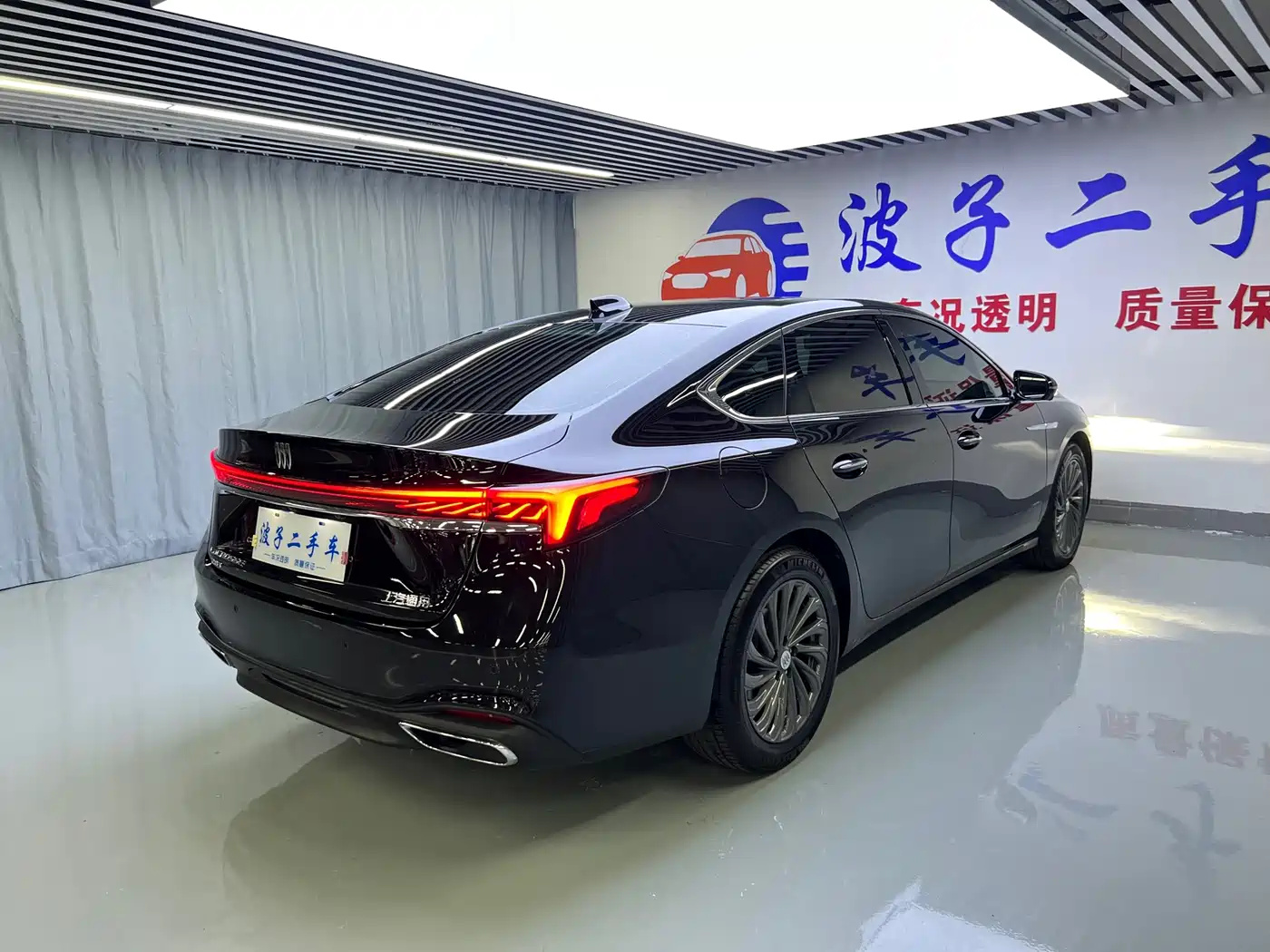 Buick LaCrosse 2024 2025 Model 28T Platinum Edition