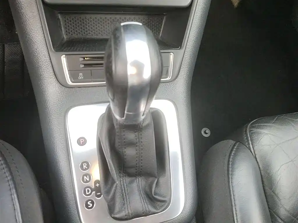 Volkswagen Tiguan 2015 1.8TSI Automatic 2WD Comfortline фото 14