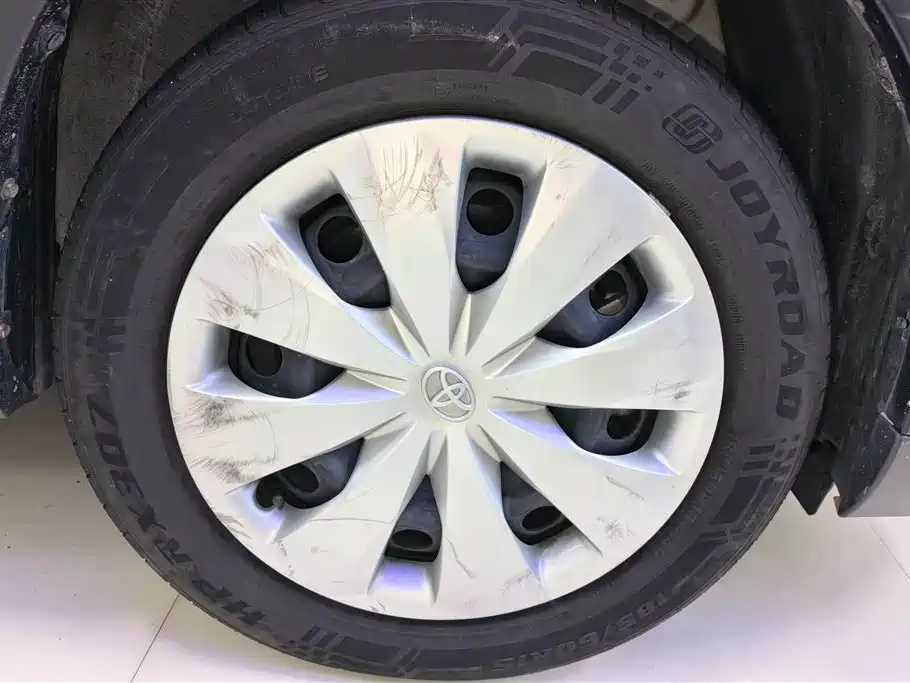 Toyota YARiS L Zhi Xiang 2022 1.5L CVT Leading PLUS Edition фото 6