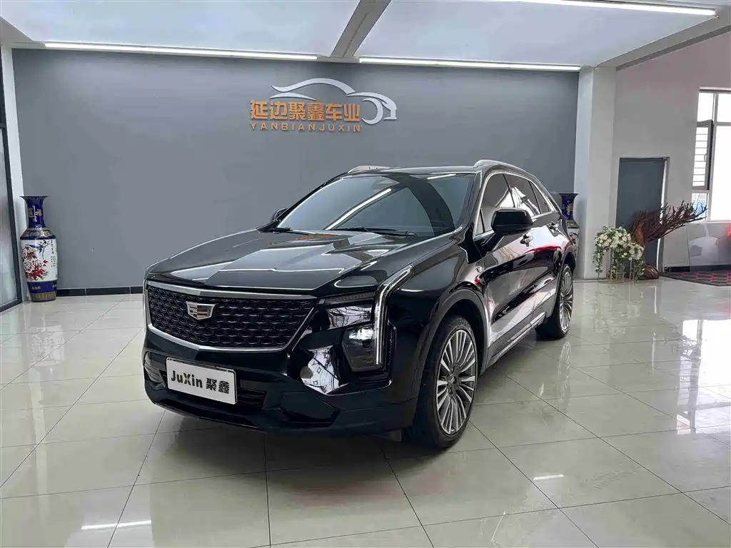 Cadillac XT4 2024 28T 2WD Premium