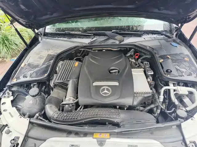 Mercedes-Benz C-Class 2017 Facelift C 180 L Fashion Sport Edition — фото 3
