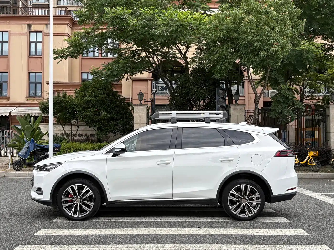 BYD Tang 2019 2018 2.0T Automatic Smart Connection Noble Edition 7-Seater China V