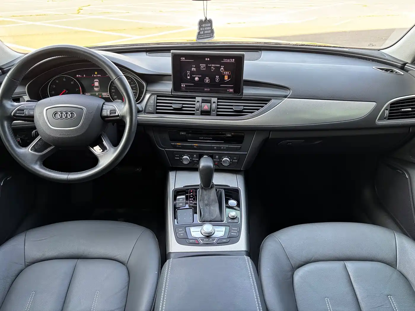 Audi A6L 2018 30th Anniversary 35 TFSI Fashion фото 9