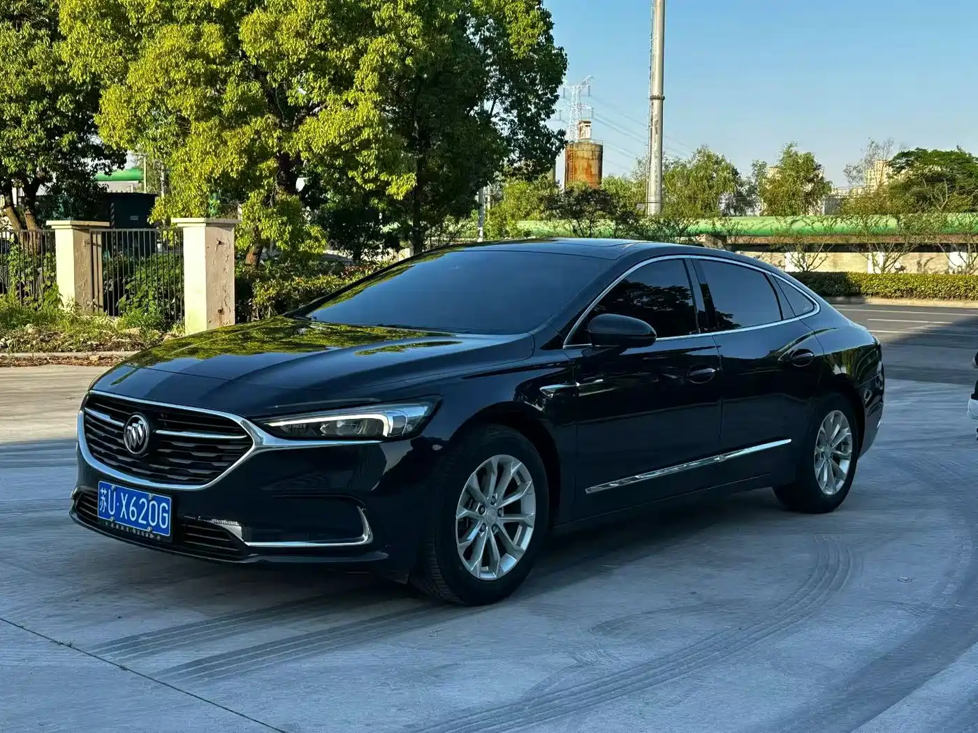 BUICK LACROSSE