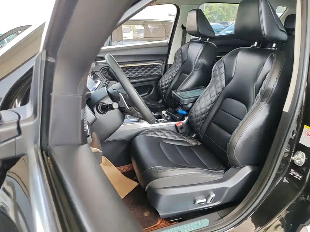 Photo 15 - Haval H6
