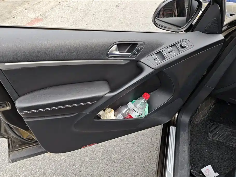 Volkswagen Tiguan 2016 Model 300TSI Automatic 2WD Trend Edition фото 7