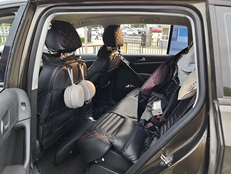 Volkswagen Tiguan 2016 Model 300TSI Automatic 2WD Trend Edition фото 11