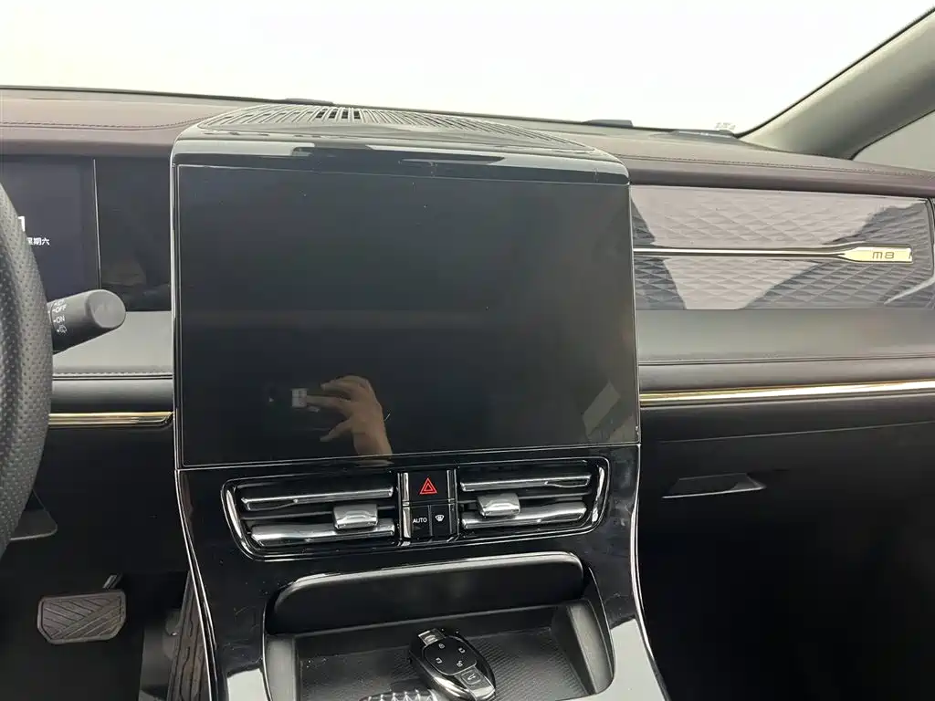 GAC TRUMPCHI TRUMPCHI M8