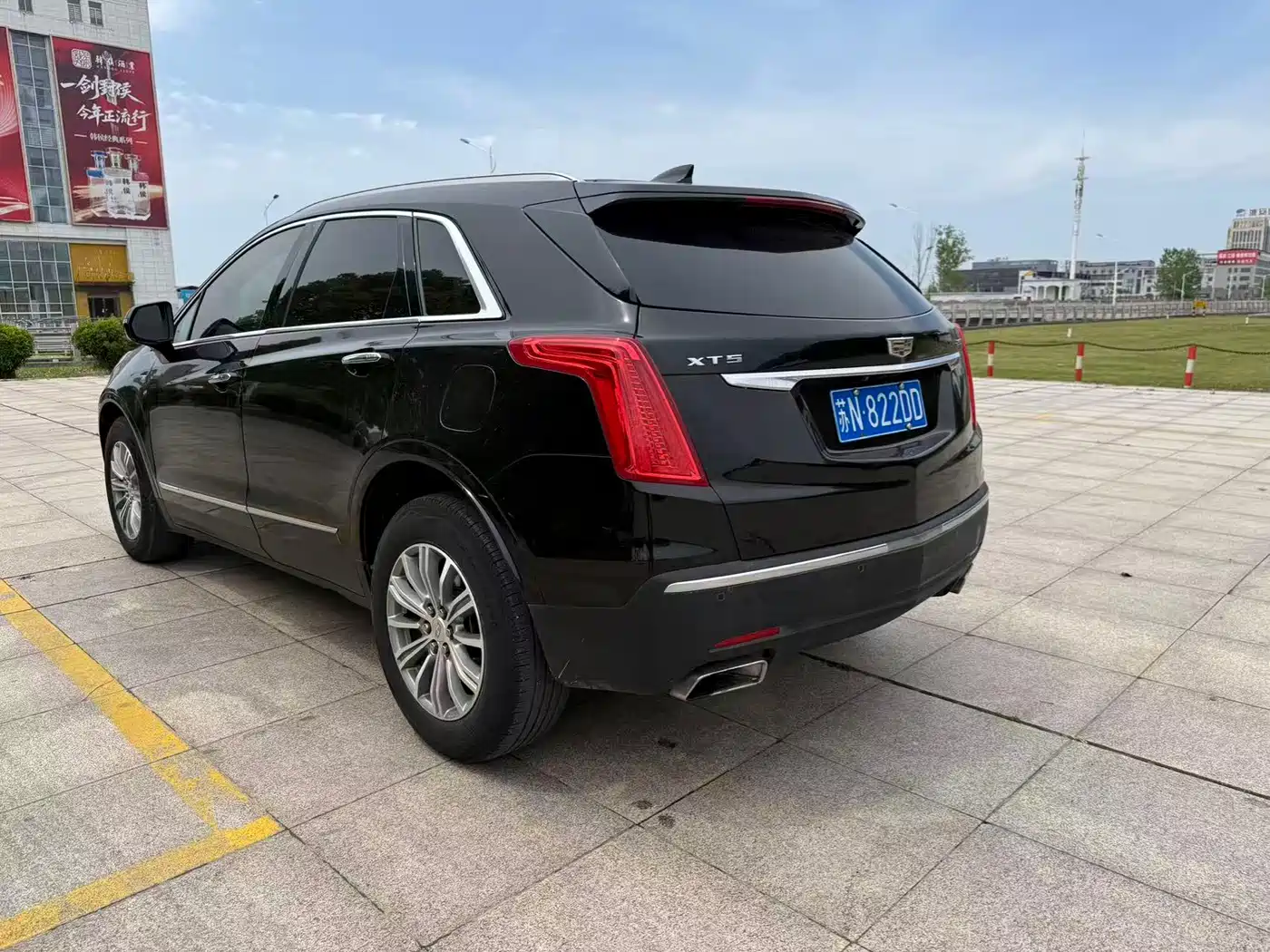 Cadillac XT5 2016 25T Luxury Model фото 9