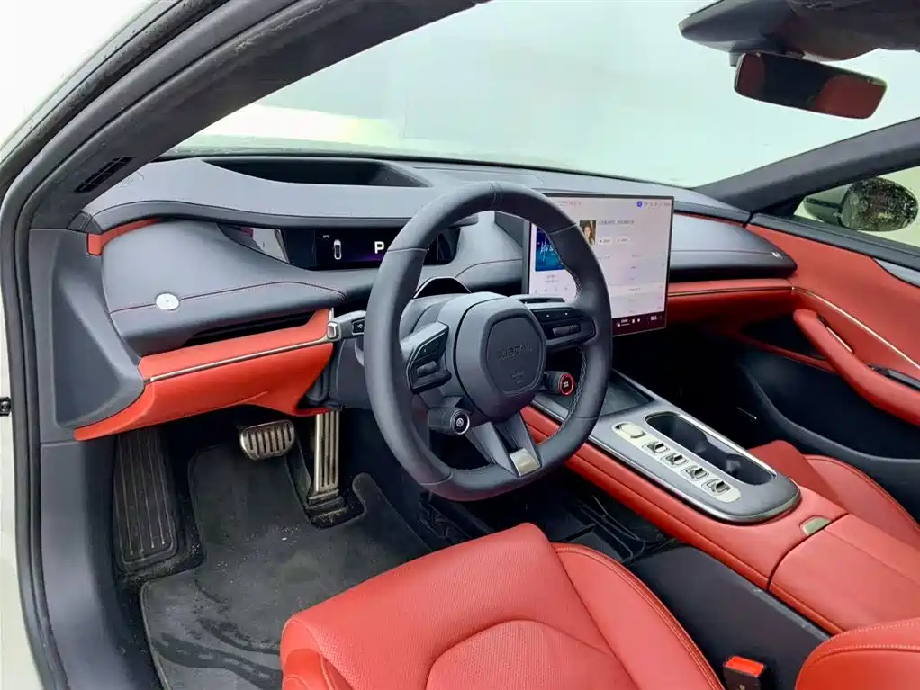 XIAOMI CAR XIAOMI SU7