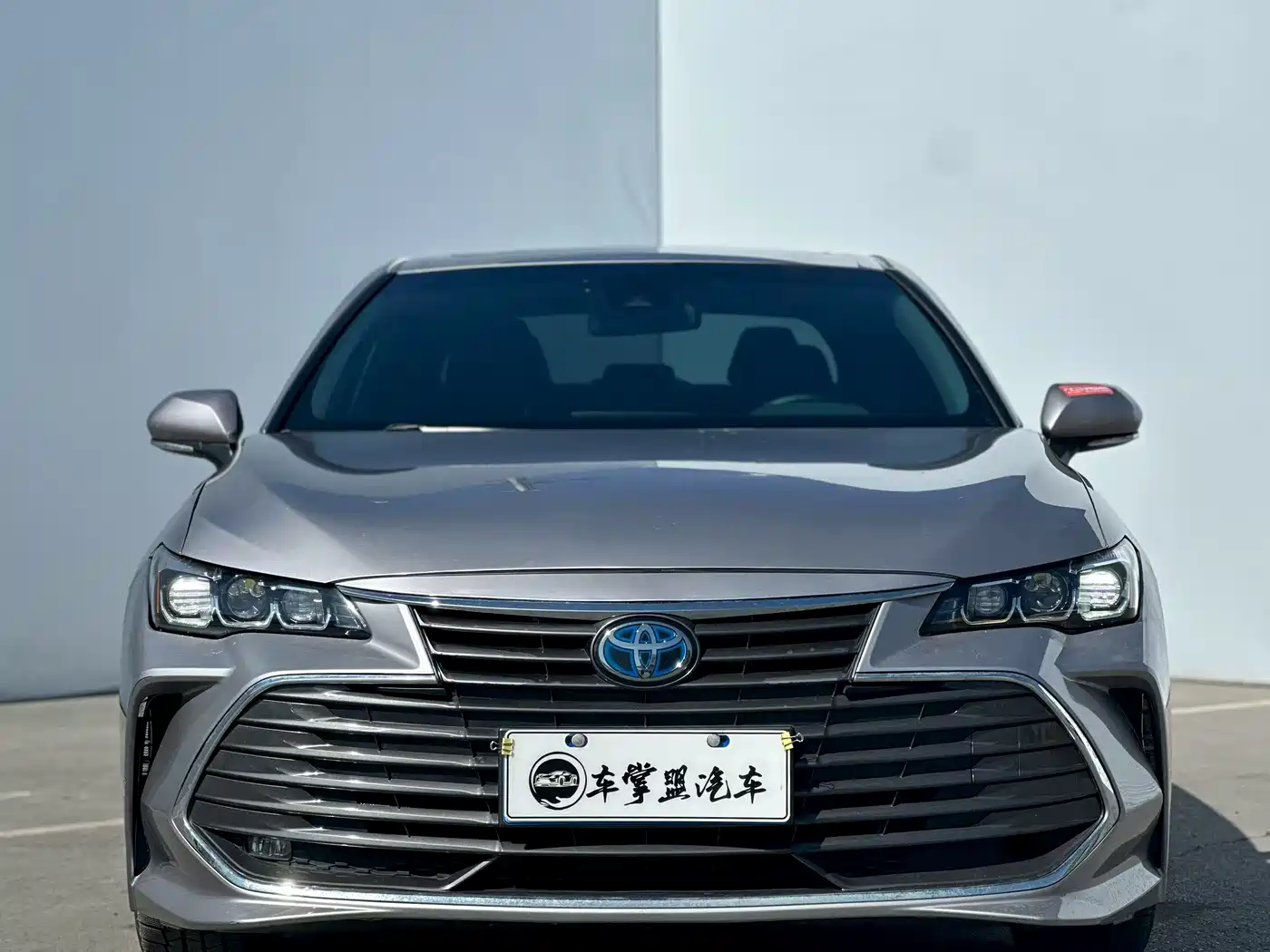 Toyota Avalon 2021 2.5L Luxury Edition фото 2
