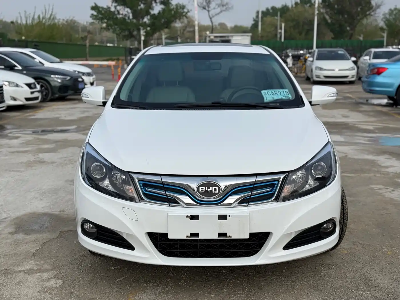 BYD E5