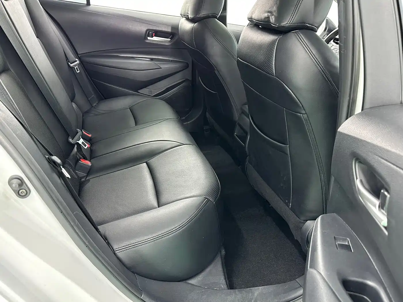 Toyota Corolla 2021 1.2T S-CVT Elite PLUS Edition фото 18