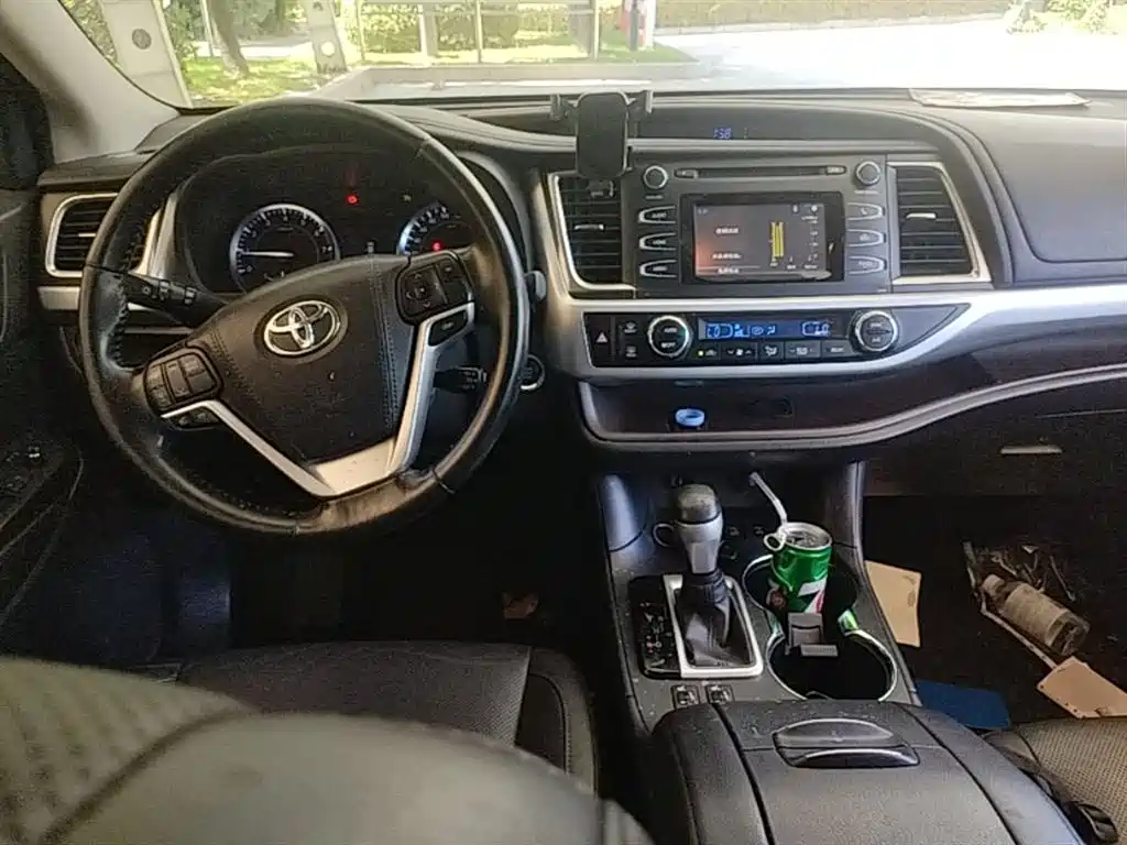 Toyota Highlander 2015 2.0T AWD Luxury Edition 7-seater фото 10