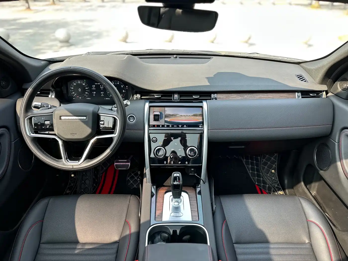 LAND ROVER DISCOVER SPORTS