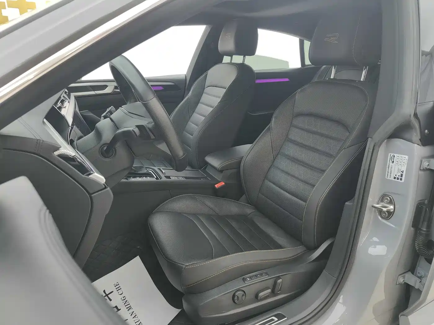 Volkswagen FAW-Volkswagen CC 2023 380TSI Eye-catching Edition фото 7