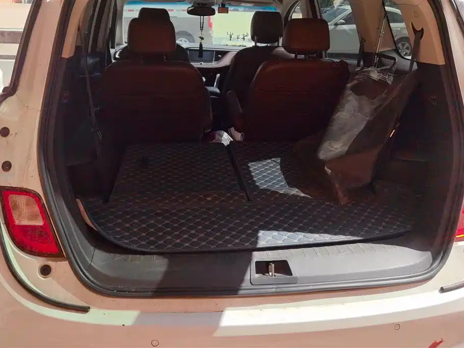 Buick GL6 2018 18T 6-Seater Premium фото 4