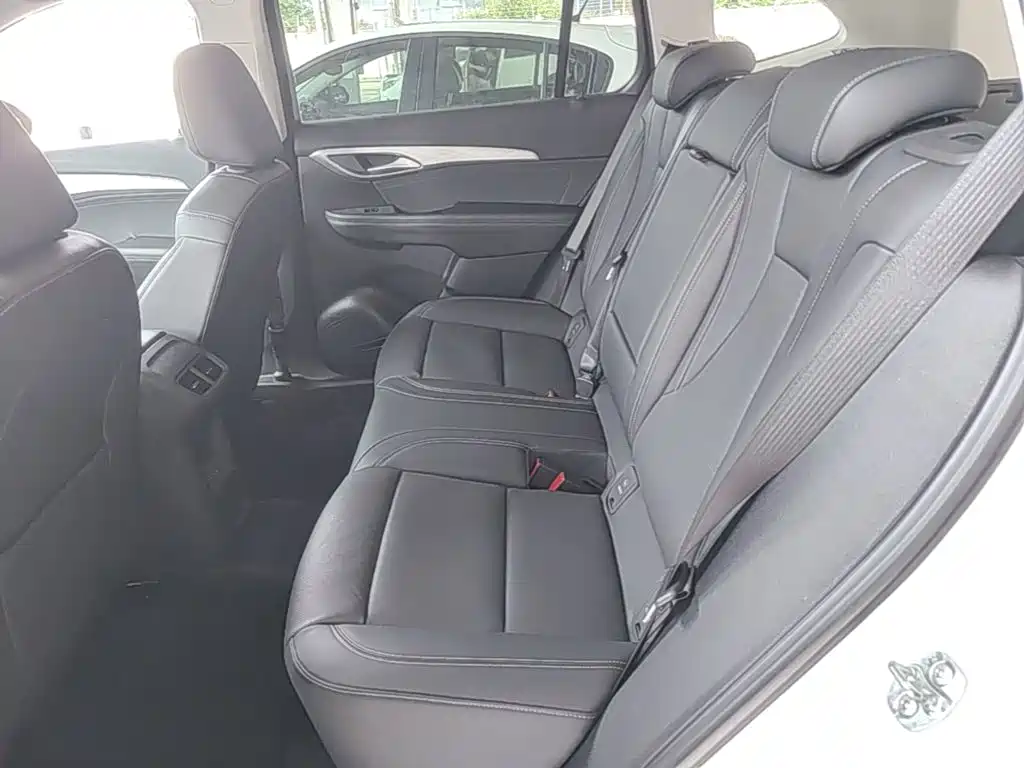 Buick Envision Plus 2025 2025 Enclave Plus 28T 2WD Platinum Edition