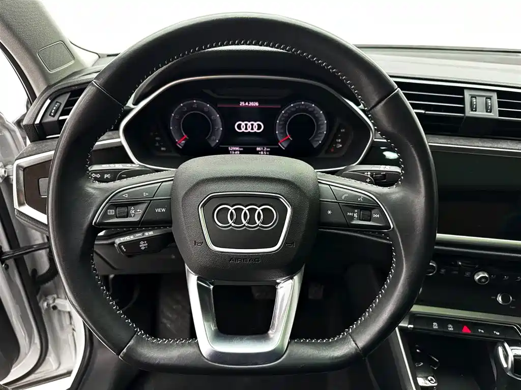 Audi Q3 2022 35 TFSI Fashion Dynamic фото 11