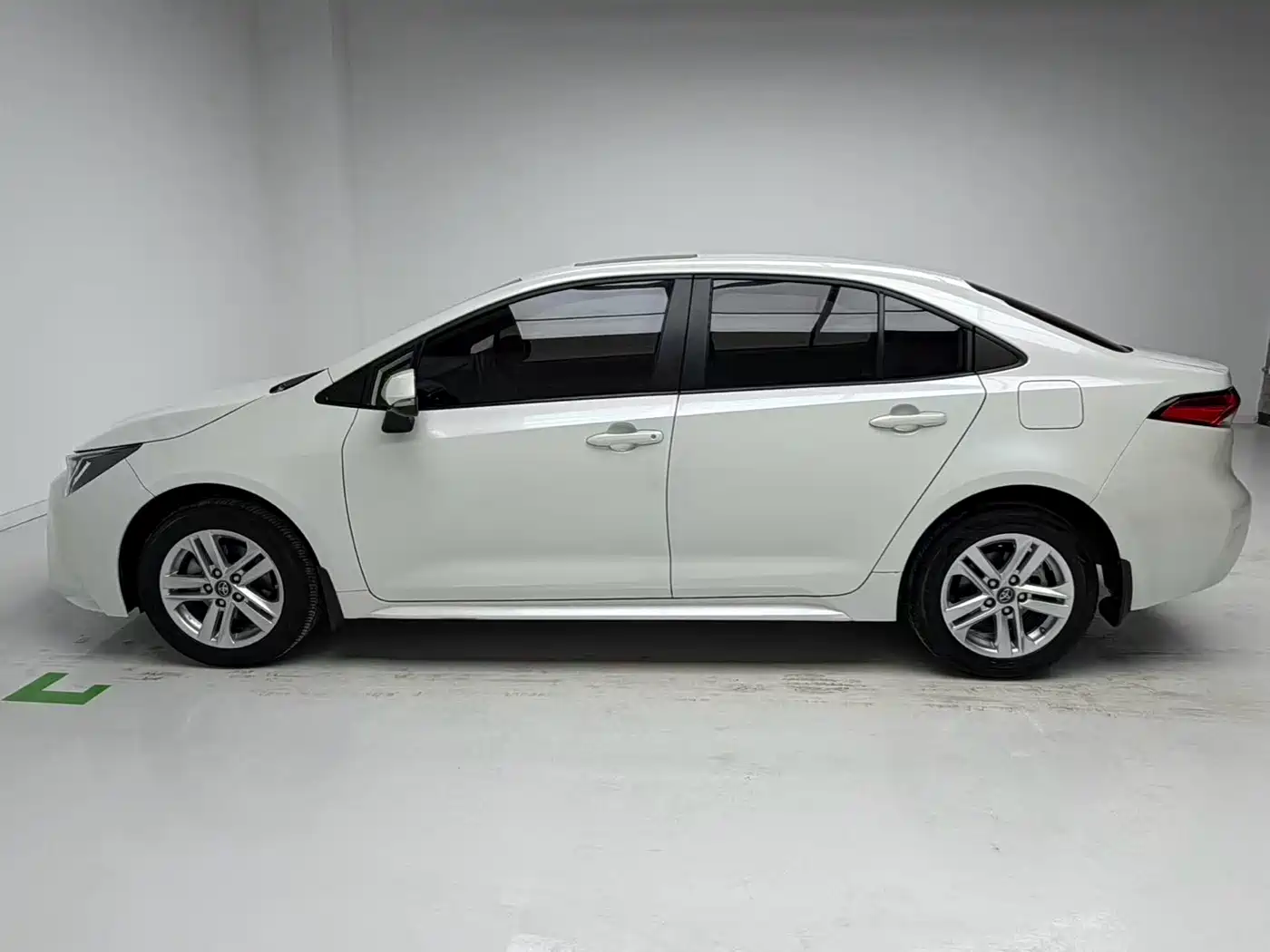 Toyota Levin 2019 185T CVT Luxury Edition China VI фото 9