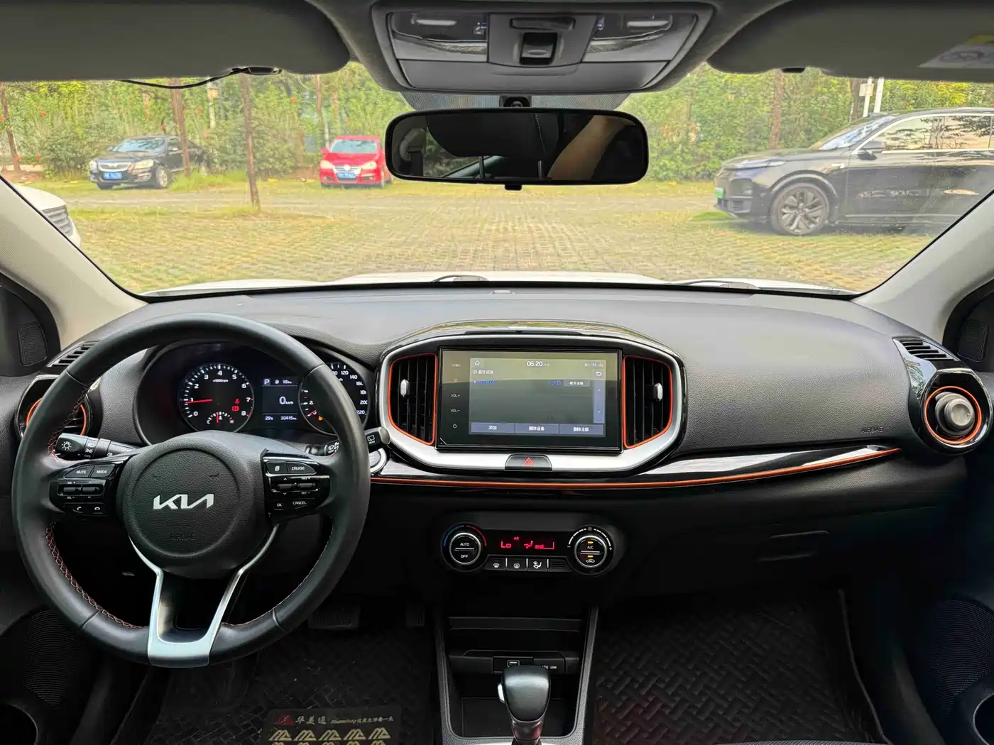Kia KX1 2021 1.4L CVT Fun Sunroof Version фото 17