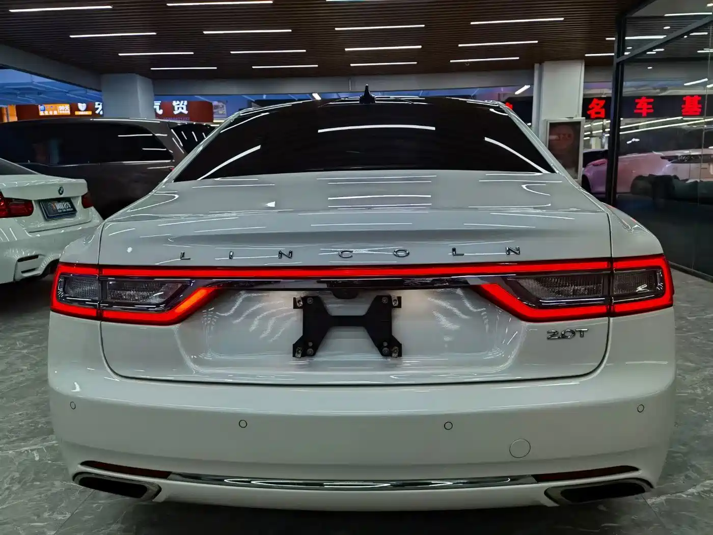 Lincoln Continental 2019 2017 2.0T 2WD Elegance Edition
