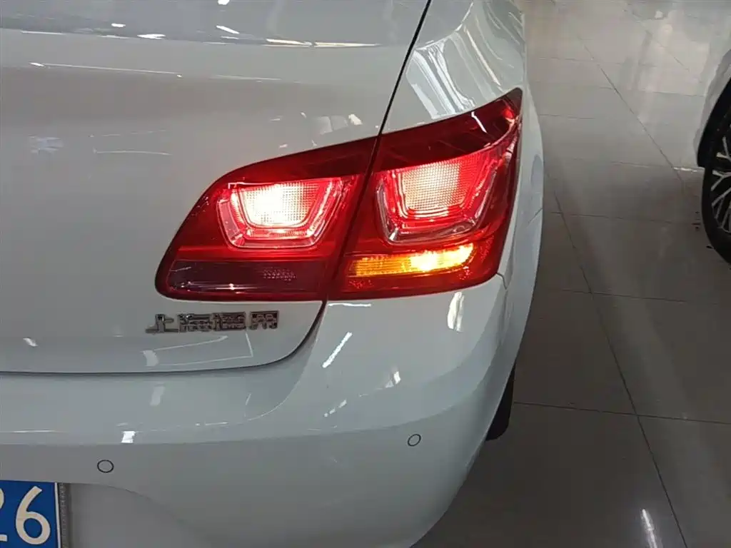 Chevrolet Cruze 2015 1.5L Classic SE AT фото 8