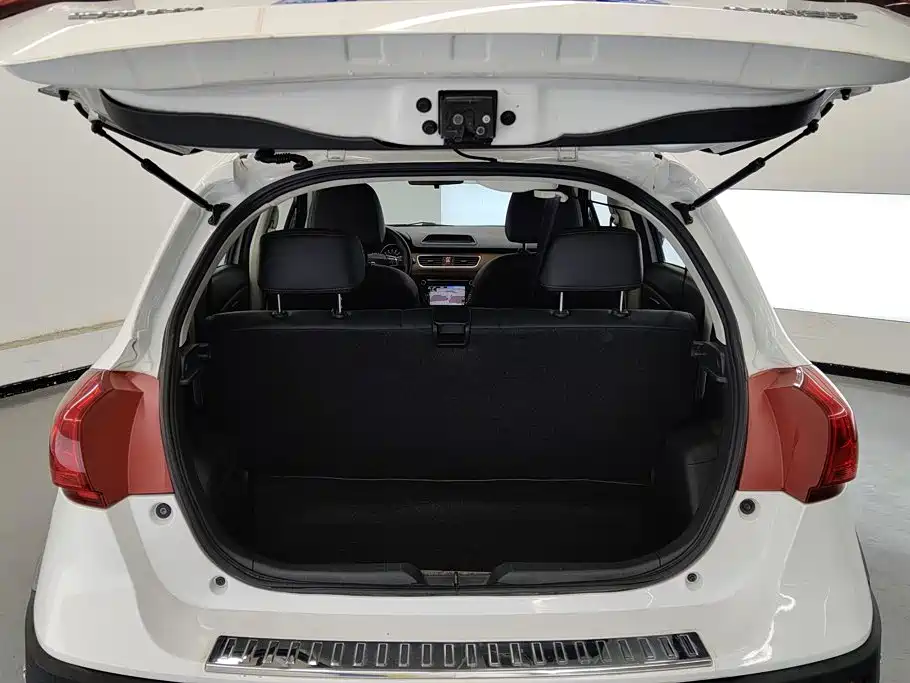 Haval H1 2015 2015 1.5L AMT Urban