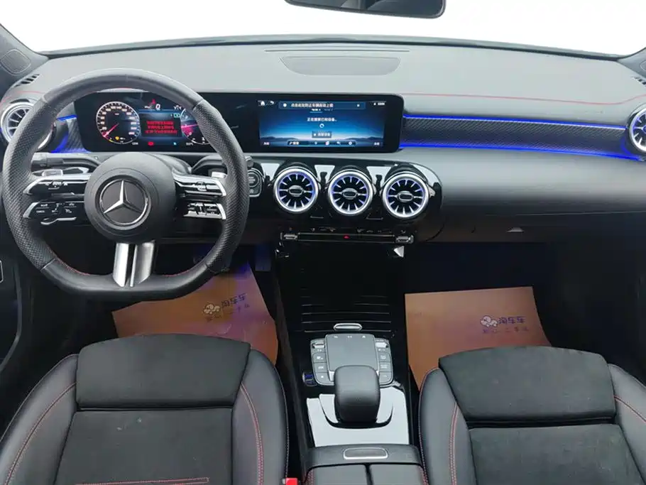 Mercedes-Benz A-Class 2023 A 200 L Fashion фото 12