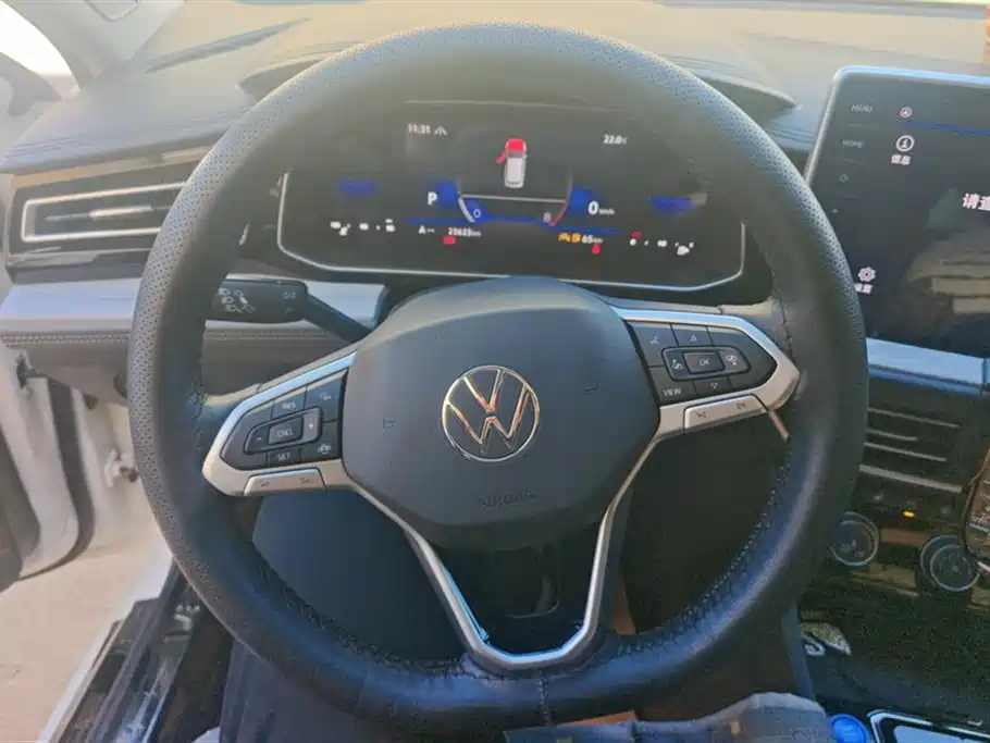 Volkswagen Sagitar 2023 300TSI DSG Surpassing Edition фото 15