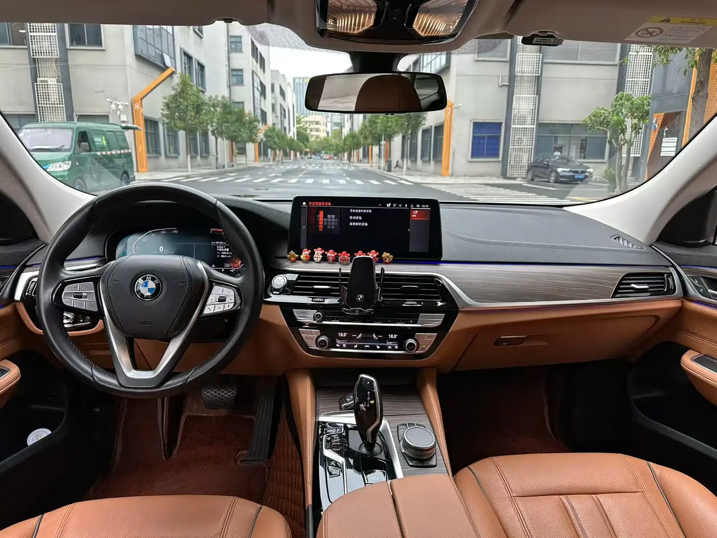 BMW 6 Series GT 2021 630i Luxury Design Package фото 9