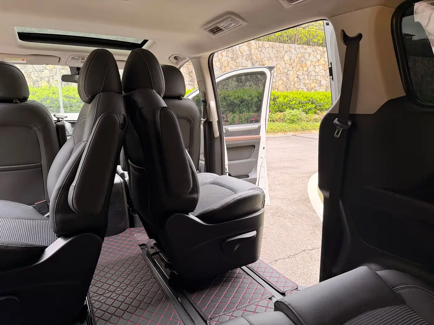 SAIC MAXUS CHASE G10