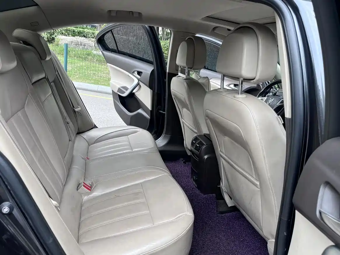 Buick Regal 2012 Model 2.0L Luxury фото 16