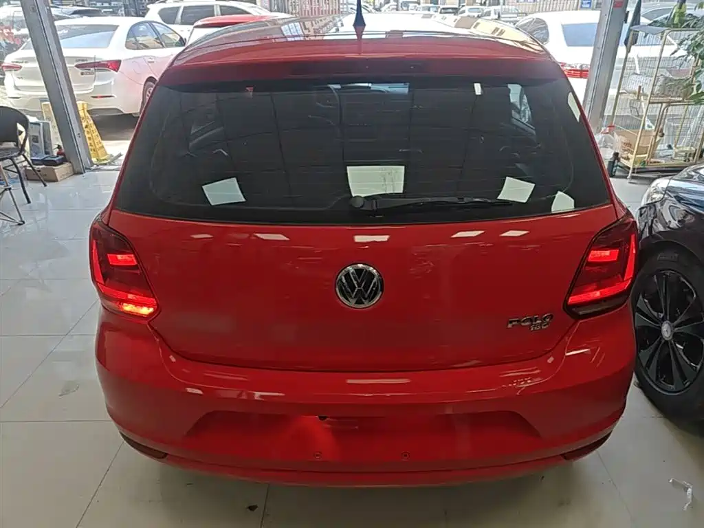 Volkswagen Polo 2018 1.5L Auto Safe Drive фото 6