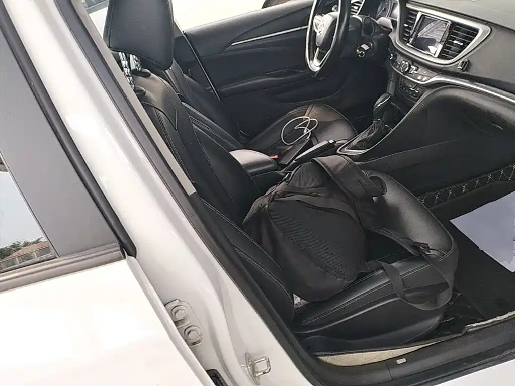 Buick Excelle 2019 18T Auto Connected Elite China VI фото 25