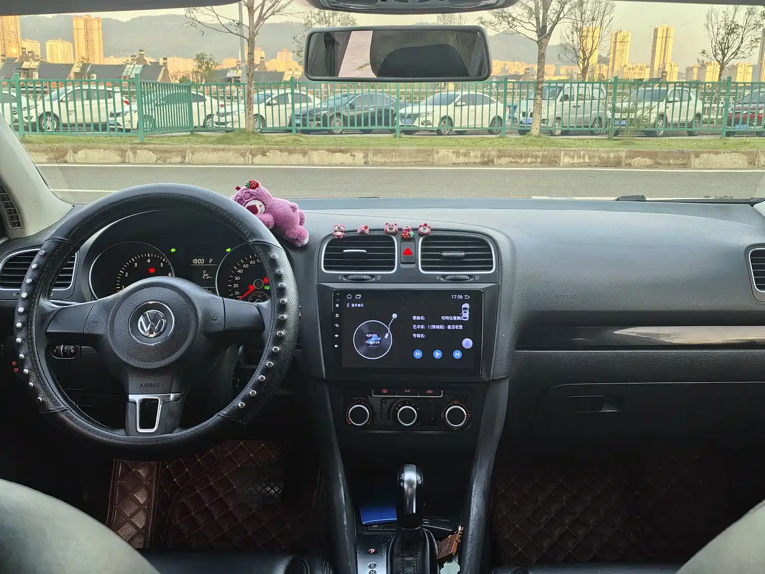 Фото 9 - Volkswagen Golf