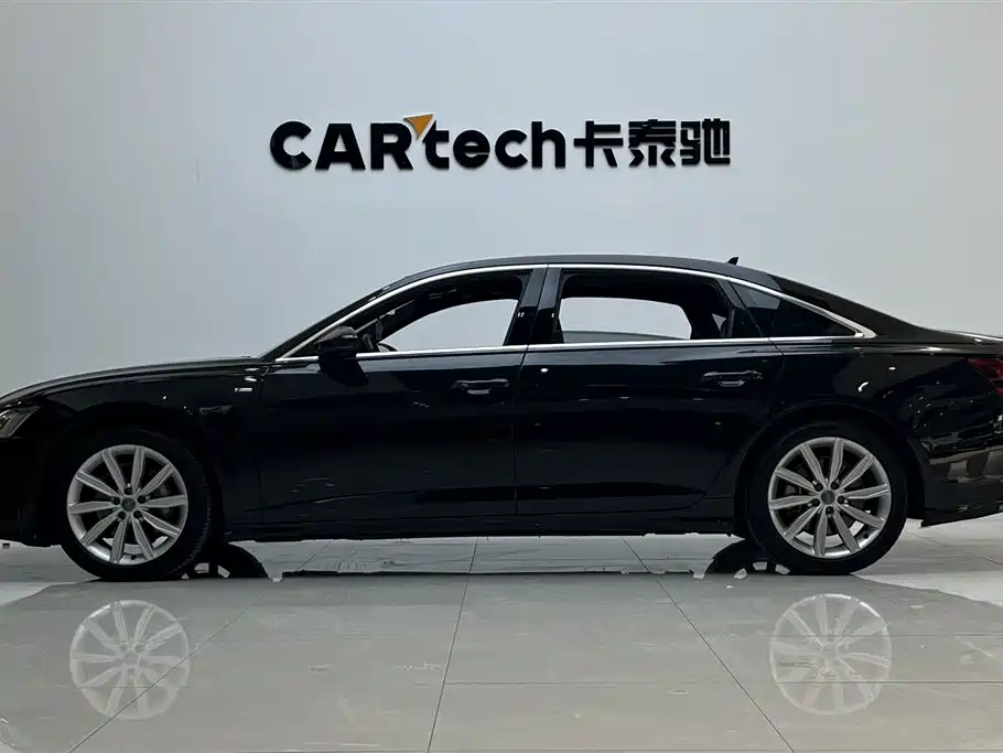 Audi A6L 2021 45 TFSI Exclusive Sport фото 5