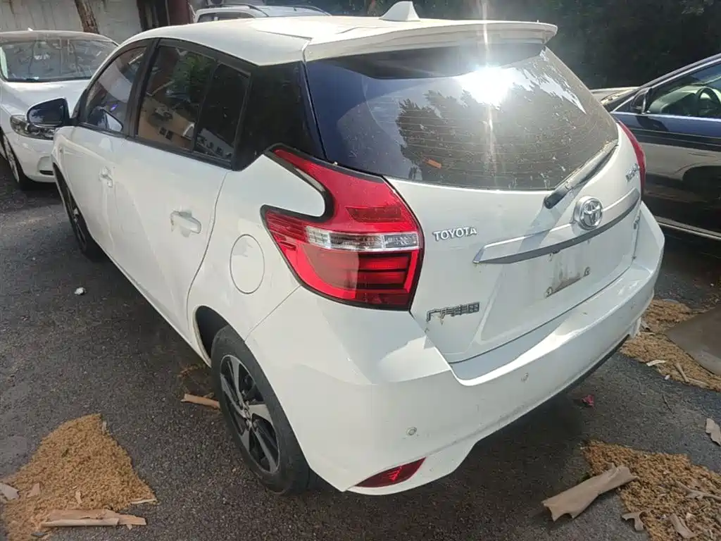 Toyota YARiS L Zhi Xuan 2019 1.5E CVT MeiDong Edition China VI фото 5