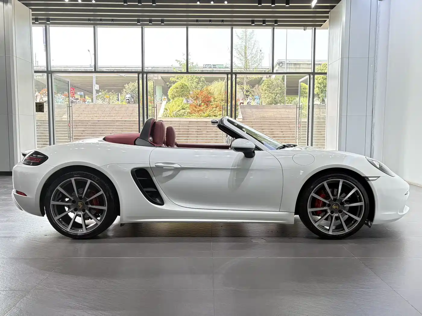Porsche 718 2022 Boxster 2.0T фото 7