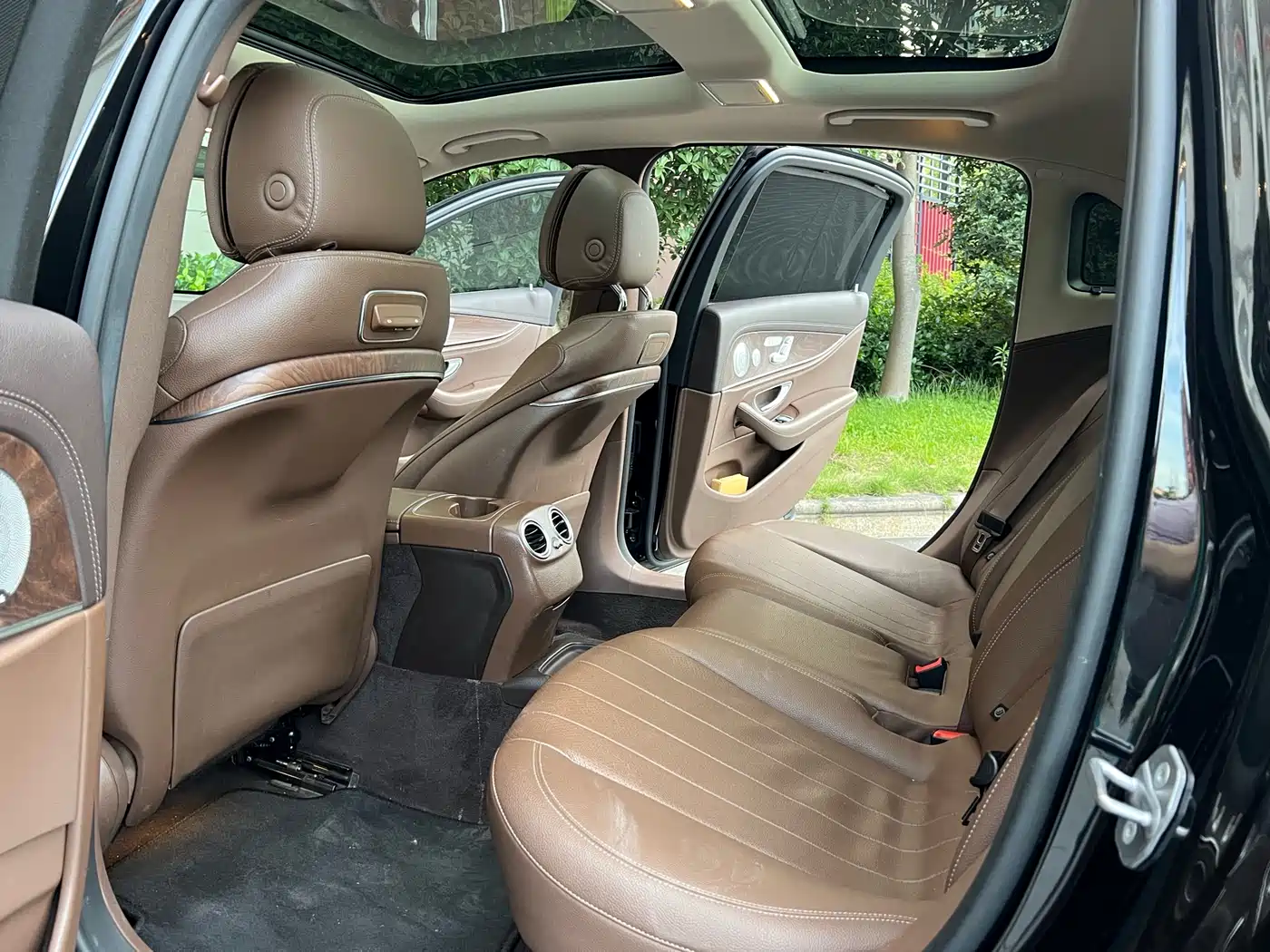 Mercedes-Benz E-Class 2017 E 300 L Luxury фото 8