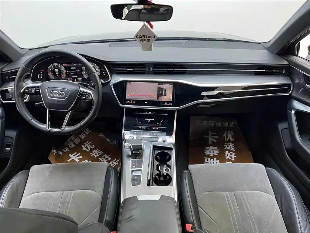 Audi A6L 2021 45 TFSI Exclusive Sport фото 11